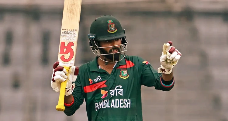 কথা ও কাজের মিল খুঁজে পাচ্ছেন না হৃদয়